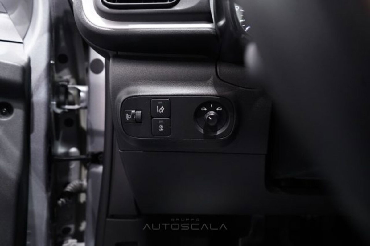 Citroen C3 PureTech 110 S&S Feel (12)