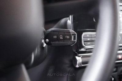 Citroen C3 PureTech 110 S&S Feel (17)