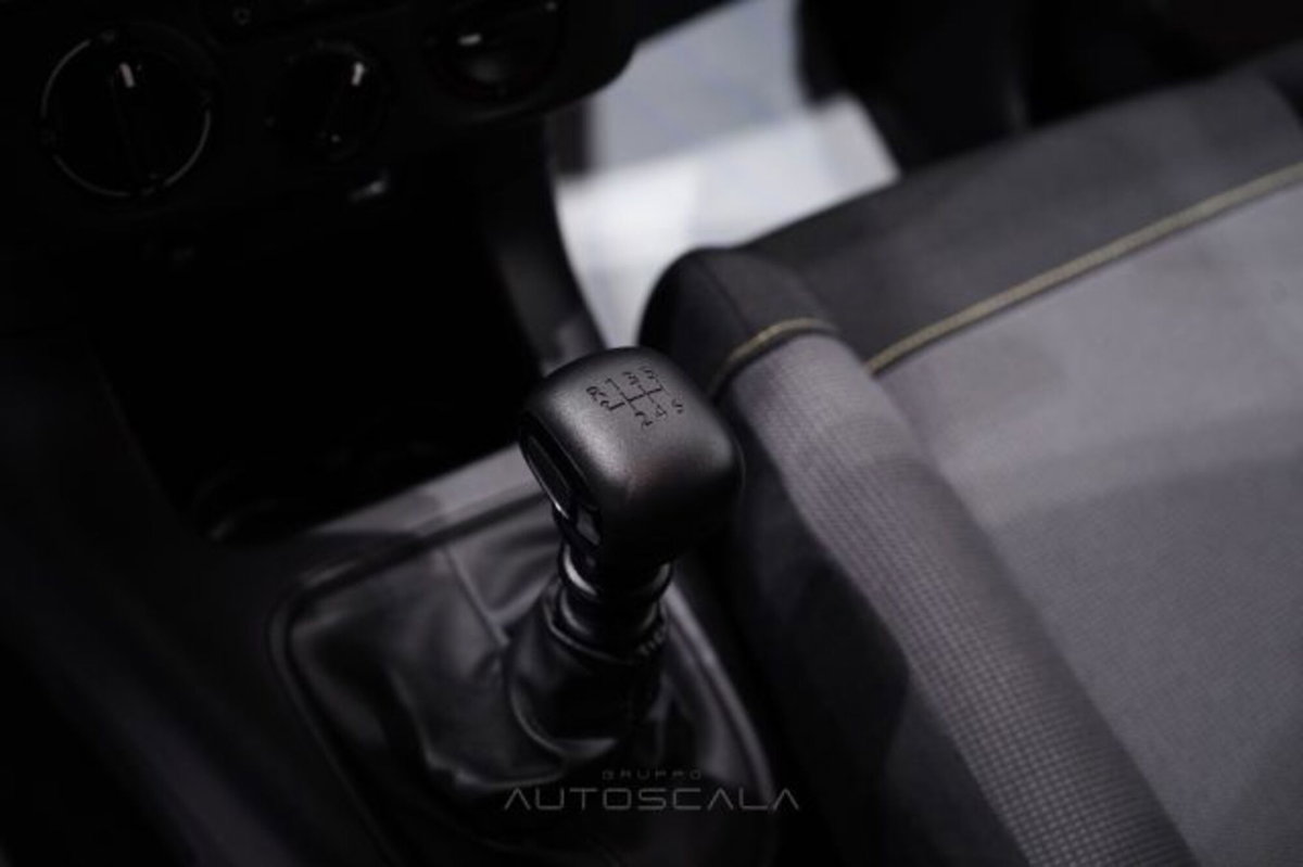 Citroen C3 PureTech 110 S&S Feel (18)