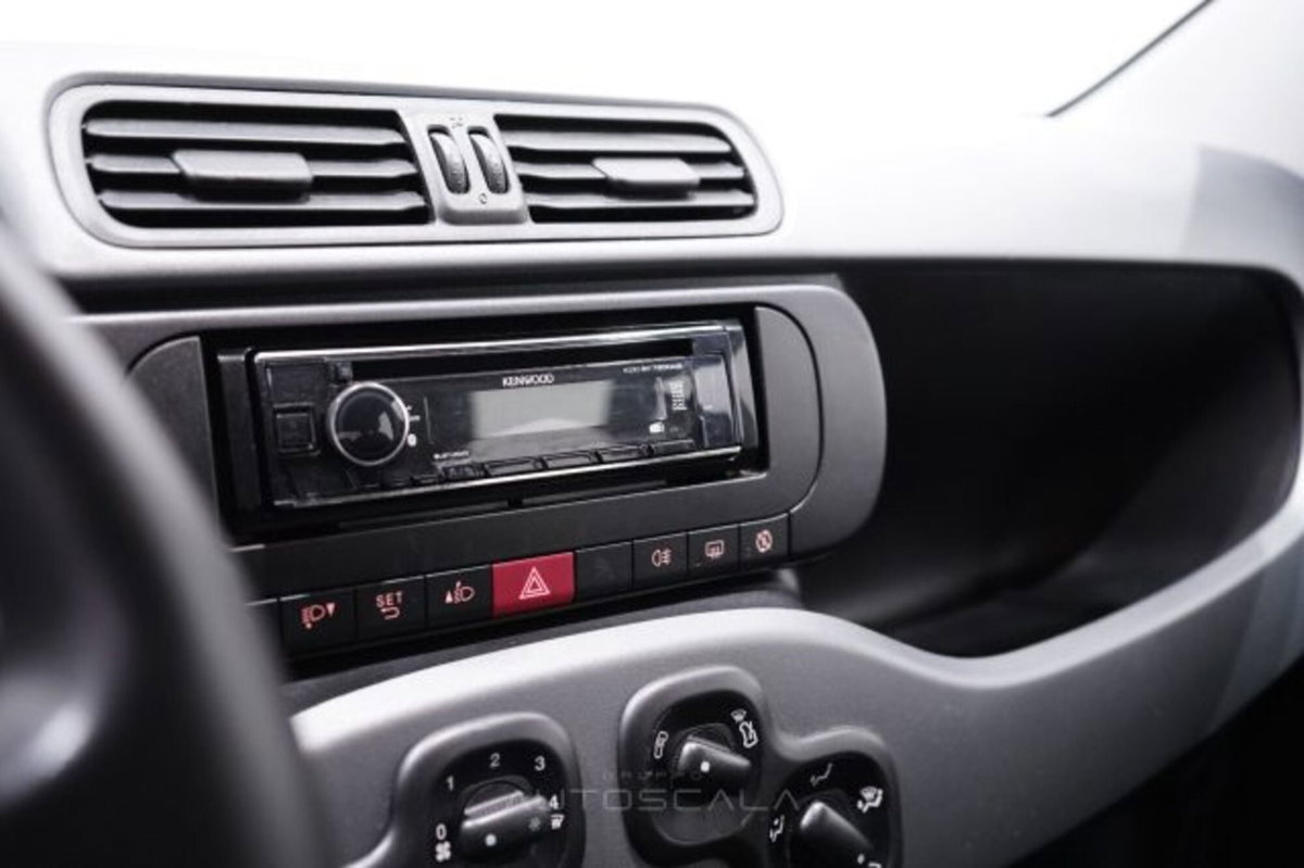 Fiat Panda 1.0 firefly hybrid s&s 70cv 5p.ti (12)
