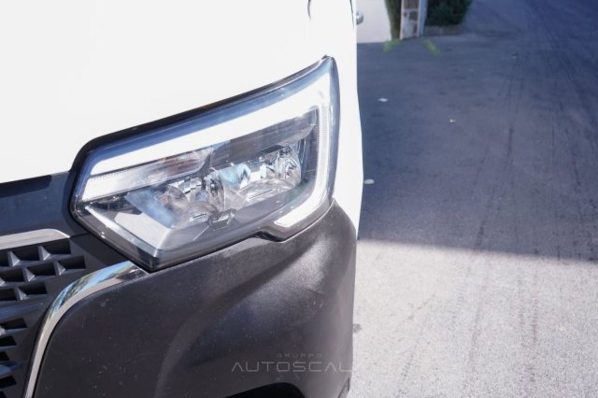 Renault Master Furgone T28 2.3 dCi 135 PC-TM Furgone Ice Plus (16)