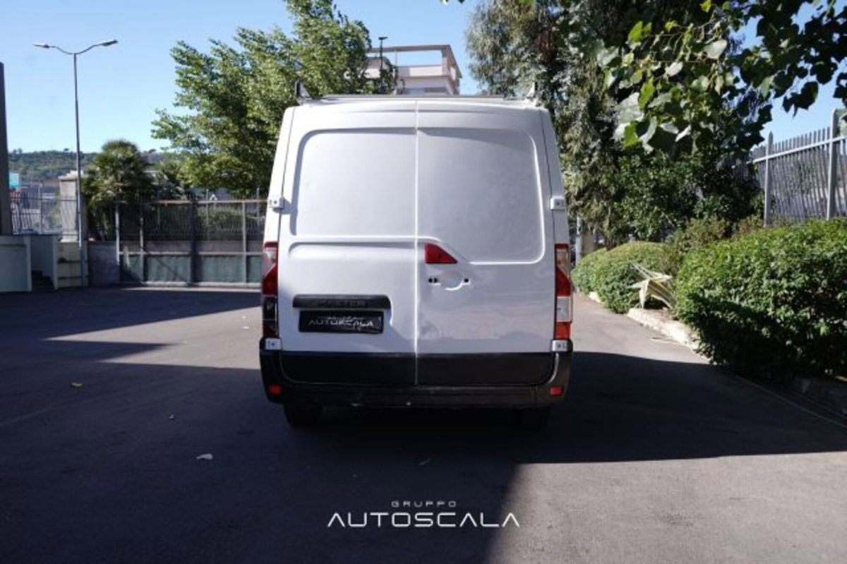 Renault Master Furgone T28 2.3 dCi 135 PC-TM Furgone Ice Plus (4)