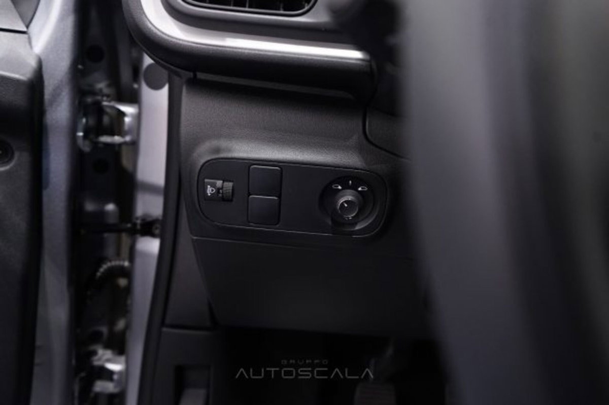 Citroen C3 1.2 puretech Max s&s 83cv neopatentati (12)
