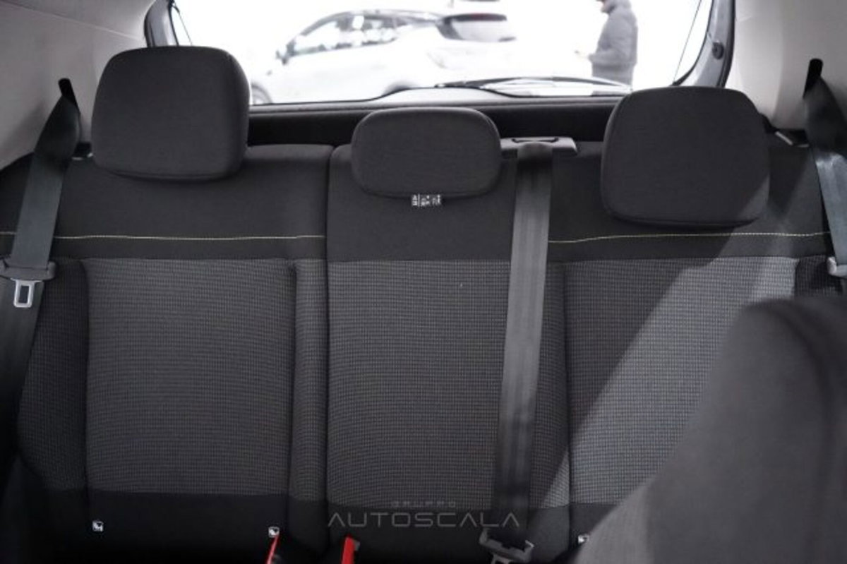 Citroen C3 1.2 puretech Max s&s 83cv neopatentati (20)