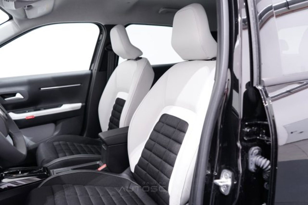 Citroen C5 Aircross 1.2 hybrid Max 136cv e-dcs6 (11)