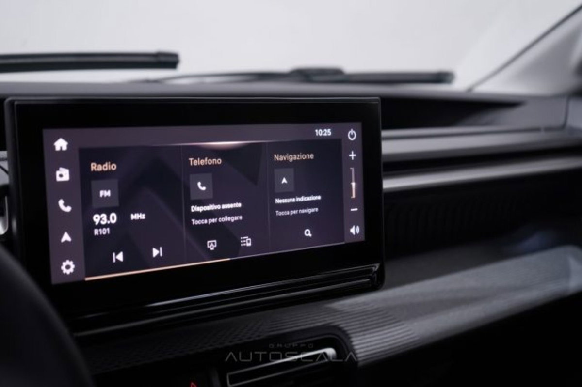 Citroen C5 Aircross 1.2 hybrid Max 136cv e-dcs6 (15)