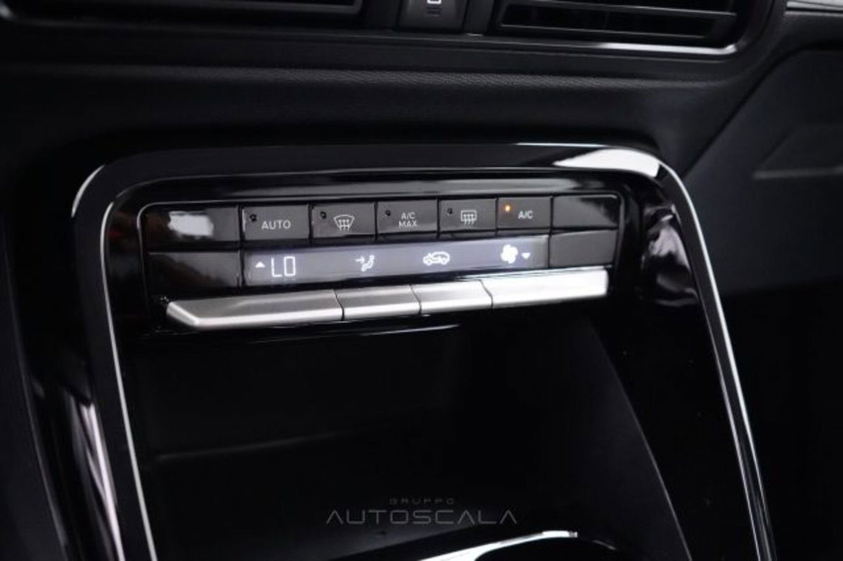 Citroen C5 Aircross 1.2 hybrid Max 136cv e-dcs6 (19)