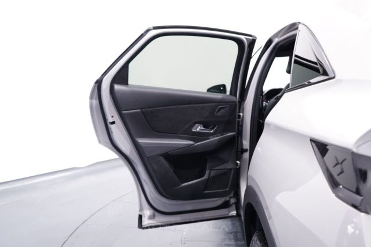 Ds DS 7 DS 7 Crossback BlueHDi 130 aut. Performance Line (20)
