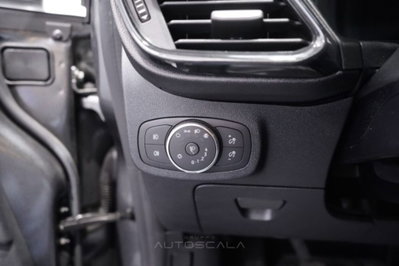 Ford Fiesta Active X 1.0 Ecoboost Hybrid 125 CV 5 porte (12)