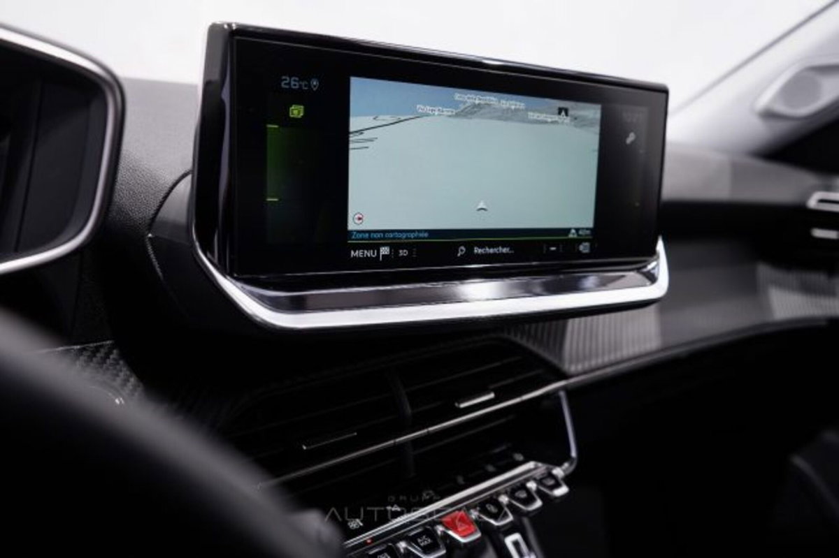 Peugeot 2008 PureTech 130 S&S EAT8 Allure Pack (15)