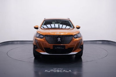 Peugeot 2008 PureTech 130 S&S EAT8 Allure Pack (2)