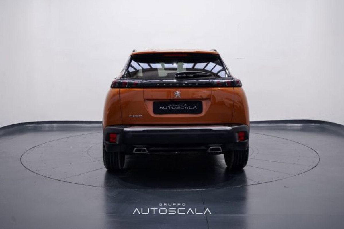 Peugeot 2008 PureTech 130 S&S EAT8 Allure Pack (5)