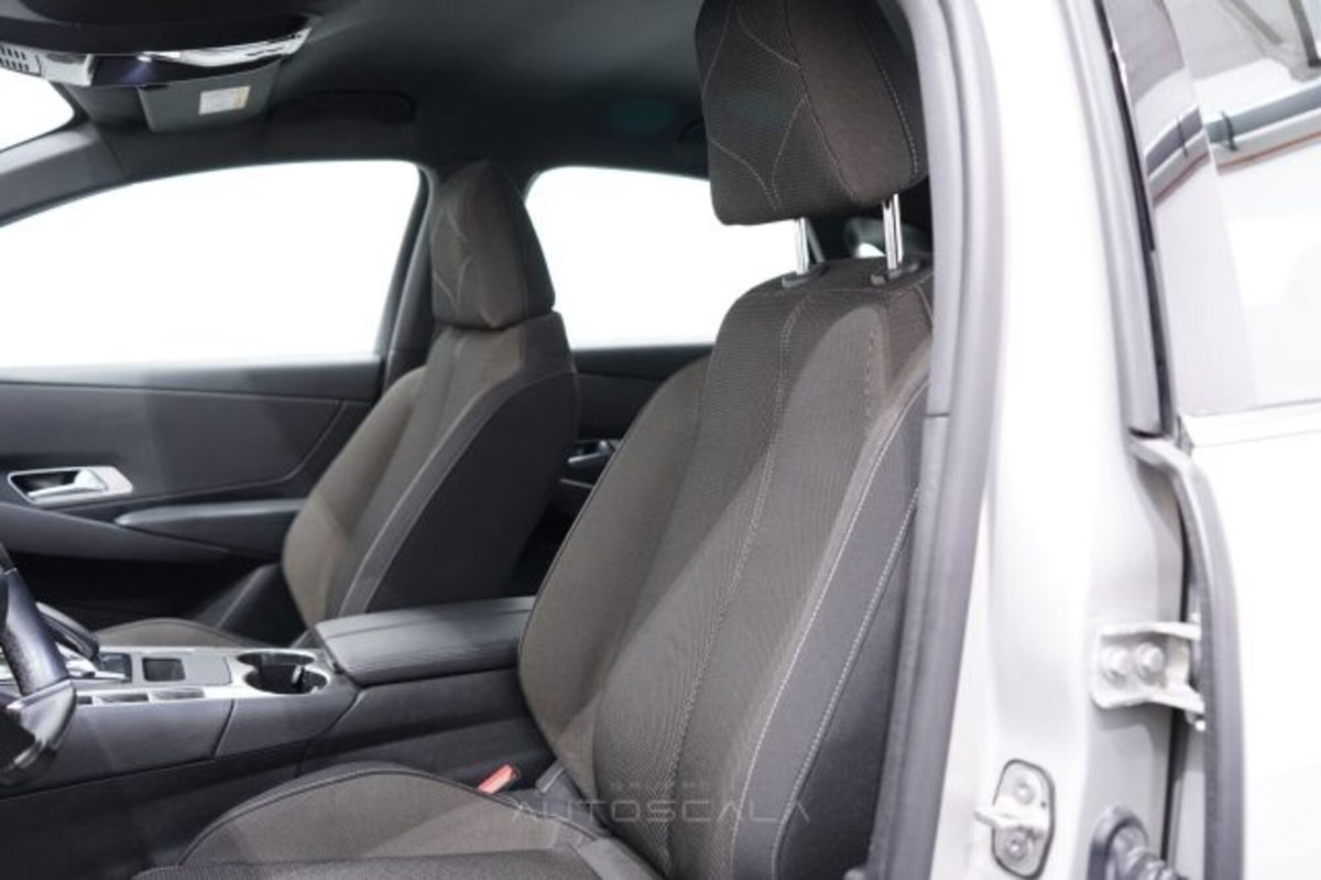 Ds DS 7 1.5 bluehdi Bastille Business 130cv auto (10)