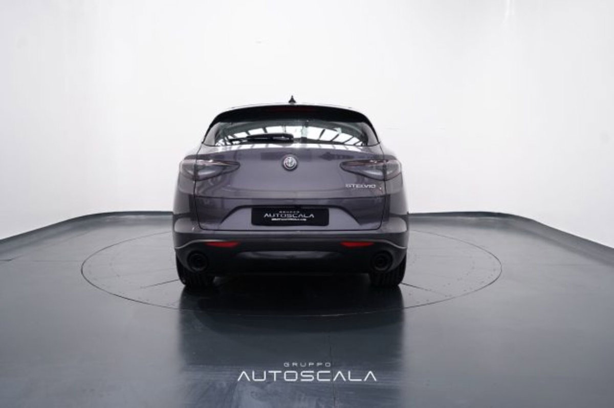 Alfa Romeo Stelvio Stelvio 2.2 Turbodiesel 160 CV AT8 RWD Sprint (5)