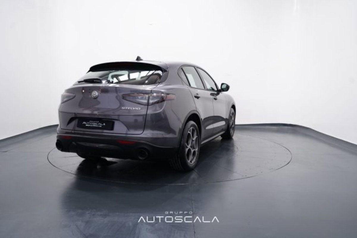 Alfa Romeo Stelvio Stelvio 2.2 Turbodiesel 160 CV AT8 RWD Sprint (6)