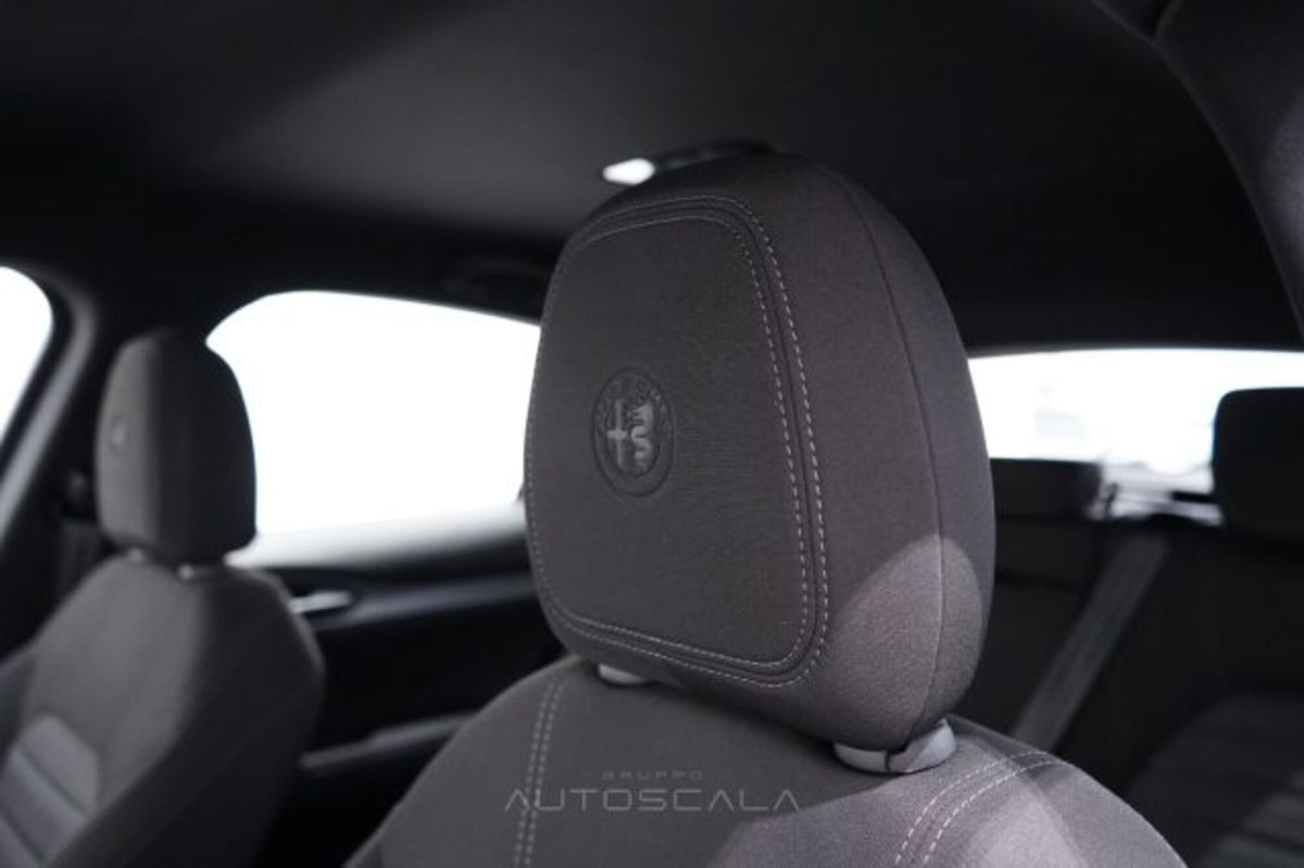 Alfa Romeo Stelvio Stelvio 2.2 Turbodiesel 160 CV AT8 RWD Sprint (13)