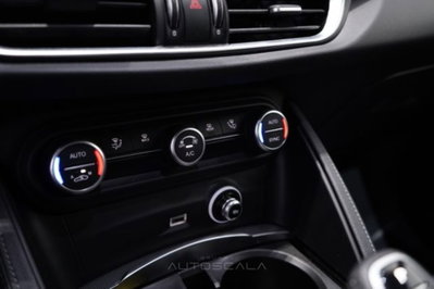 Alfa Romeo Stelvio Stelvio 2.2 Turbodiesel 160 CV AT8 RWD Sprint (20)