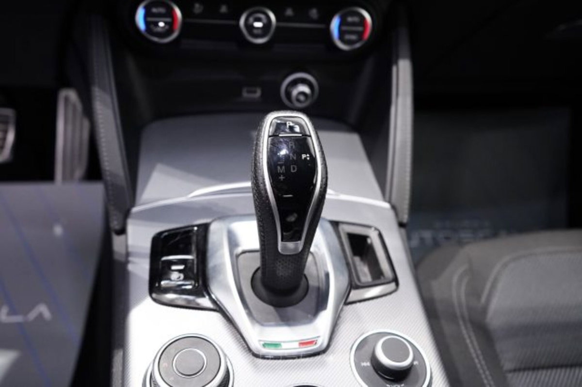 Alfa Romeo Stelvio Stelvio 2.2 Turbodiesel 160 CV AT8 RWD Sprint (20)