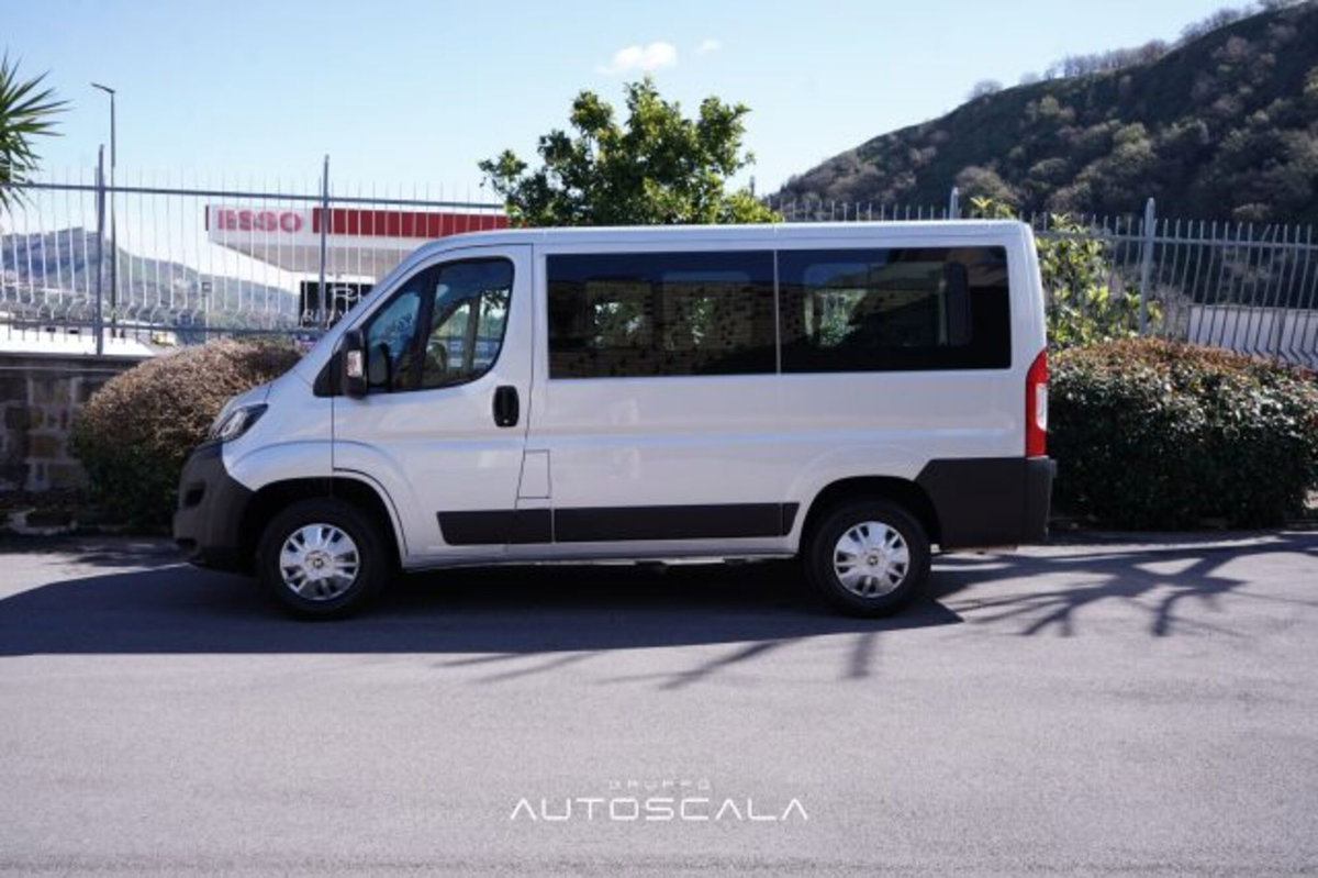 Peugeot Boxer Furgone 330 2.2 BlueHDi 140 S&S PC-TN Furgone Premium (3)