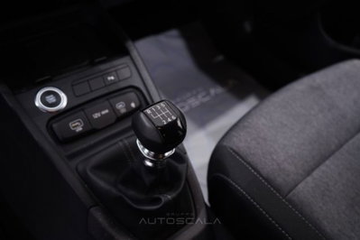 Kia Stonic 1.0 t-gdi mhev Style (17)
