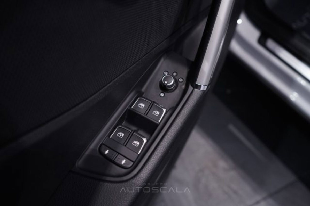 Audi Q2 Q2 35 TDI S tronic S line Edition (10)