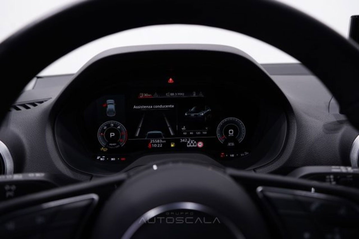 Audi Q2 Q2 35 TDI S tronic S line Edition (16)