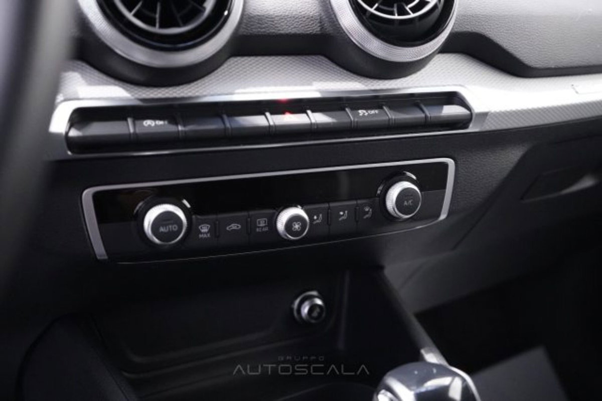 Audi Q2 Q2 35 TDI S tronic S line Edition (18)