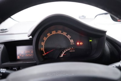 Toyota iQ 1.0 Multidrive (14)