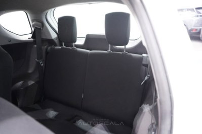 Toyota iQ 1.0 Multidrive (19)