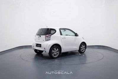 Toyota iQ 1.0 Multidrive (5)