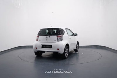Toyota iQ 1.0 Multidrive (8)
