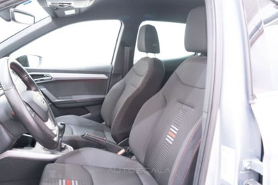 SEAT Arona 1.0 TGI FR (12)