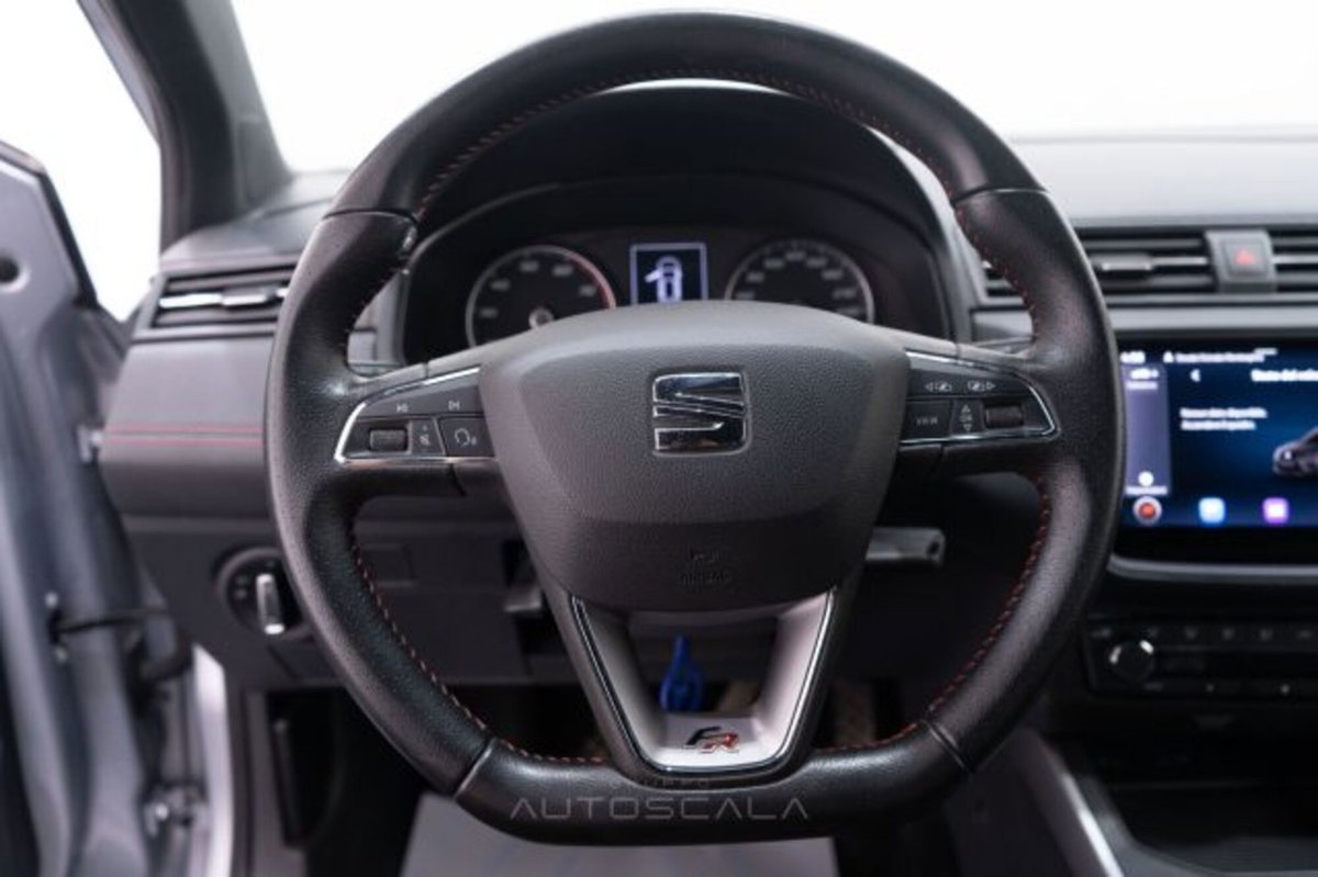 SEAT Arona 1.0 TGI FR (13)