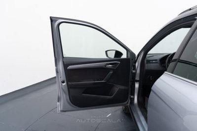 SEAT Arona 1.0 TGI FR (9)