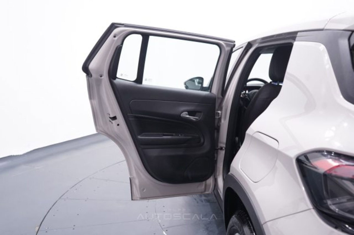 Jeep Avenger 1.2 turbo Altitude fwd 100cv (19)