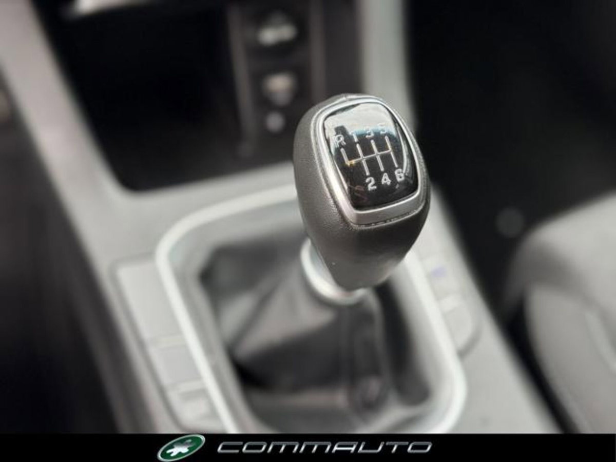 Hyundai i30 1.0 t-gdi 48V Prime 120cv (19)