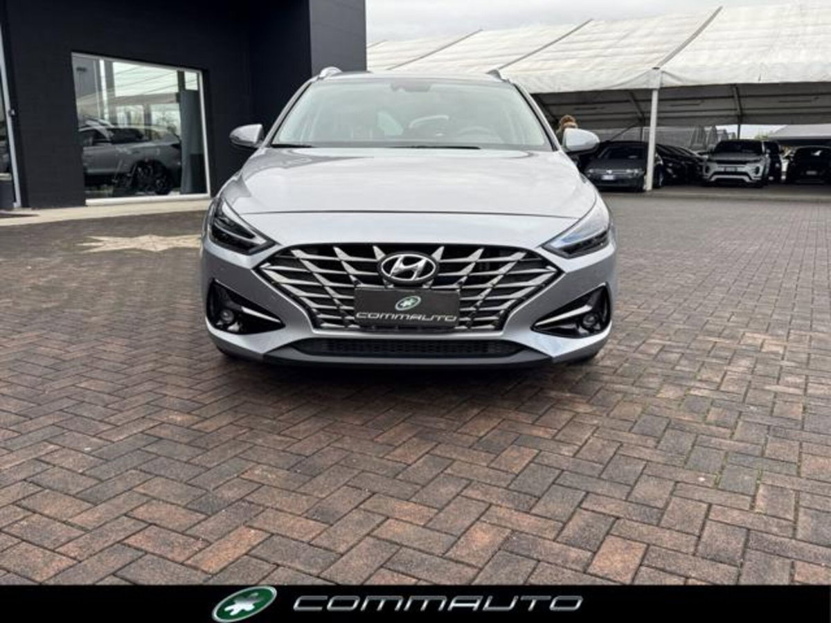 Hyundai i30 1.0 t-gdi 48V Prime 120cv (2)