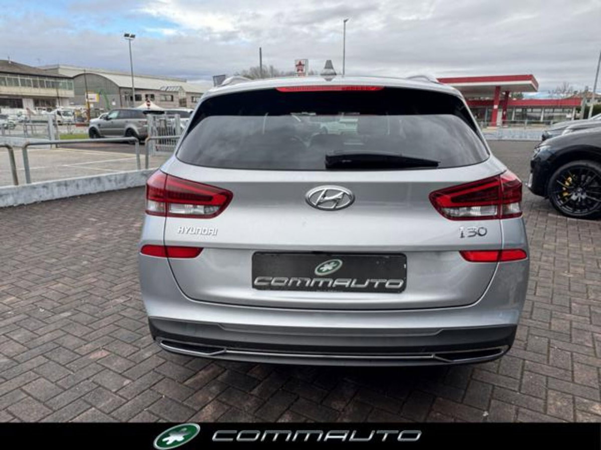 Hyundai i30 1.0 t-gdi 48V Prime 120cv (5)