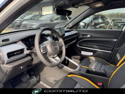 Jeep Avenger 1.2 turbo e-hybrid mhev The North Face 4xe 145cv edct6 (12)