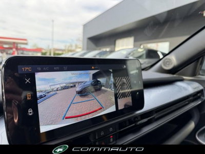 Jeep Avenger 1.2 turbo e-hybrid mhev The North Face 4xe 145cv edct6 (19)