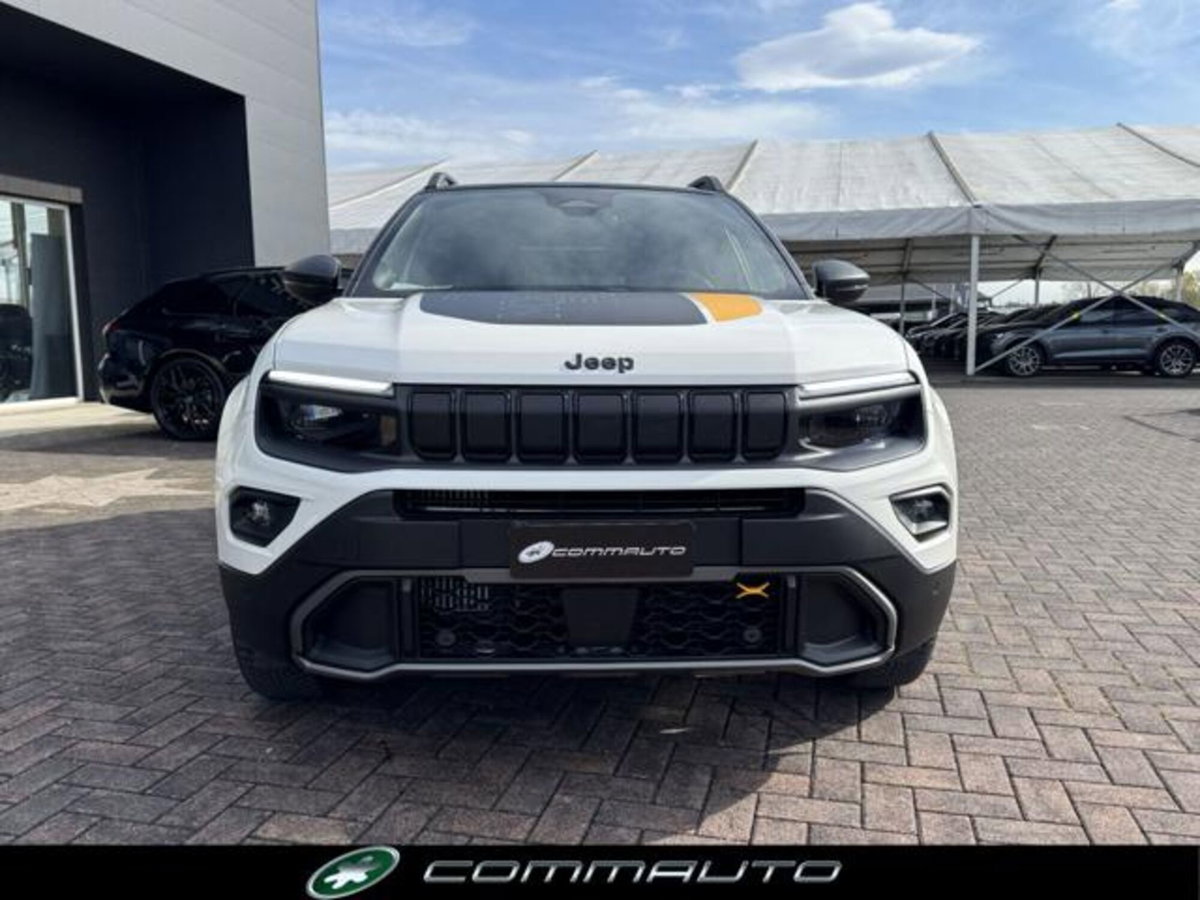 Jeep Avenger 1.2 turbo e-hybrid mhev The North Face 4xe 145cv edct6 (2)