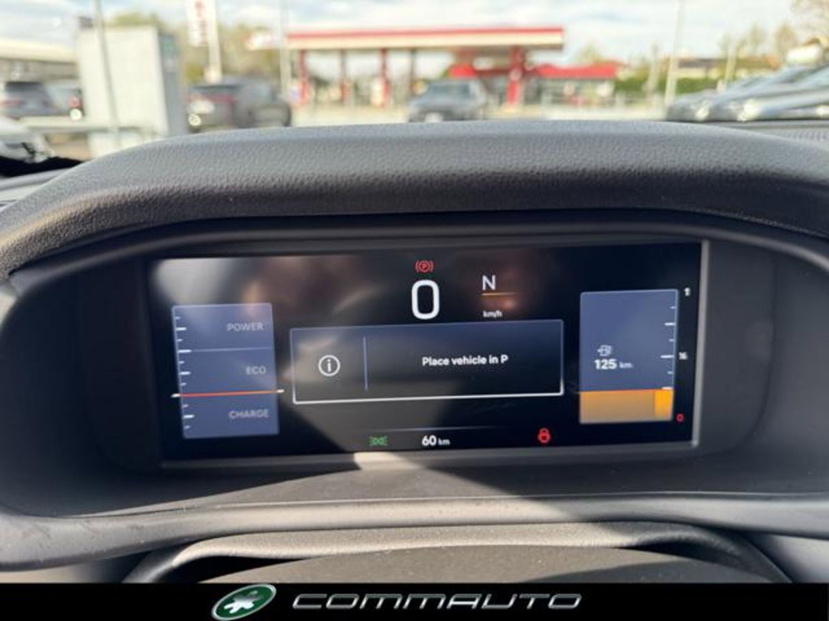 Jeep Avenger 1.2 turbo e-hybrid mhev Summit fwd 110cv edct6 (16)