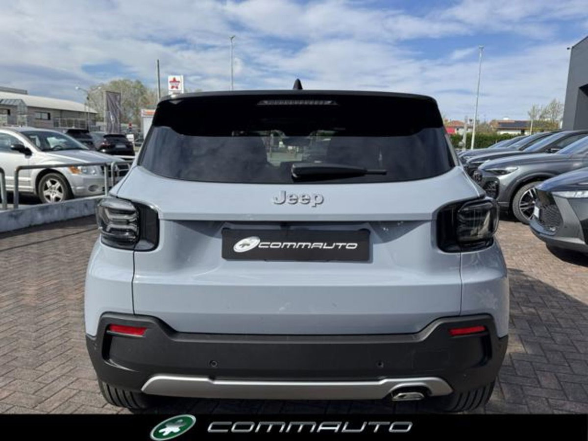 Jeep Avenger 1.2 turbo e-hybrid mhev Summit fwd 110cv edct6 (5)