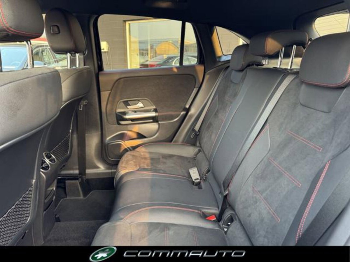 Mercedes-Benz GLA SUV 200 d AMG Line Advanced Plus 4matic auto (20)