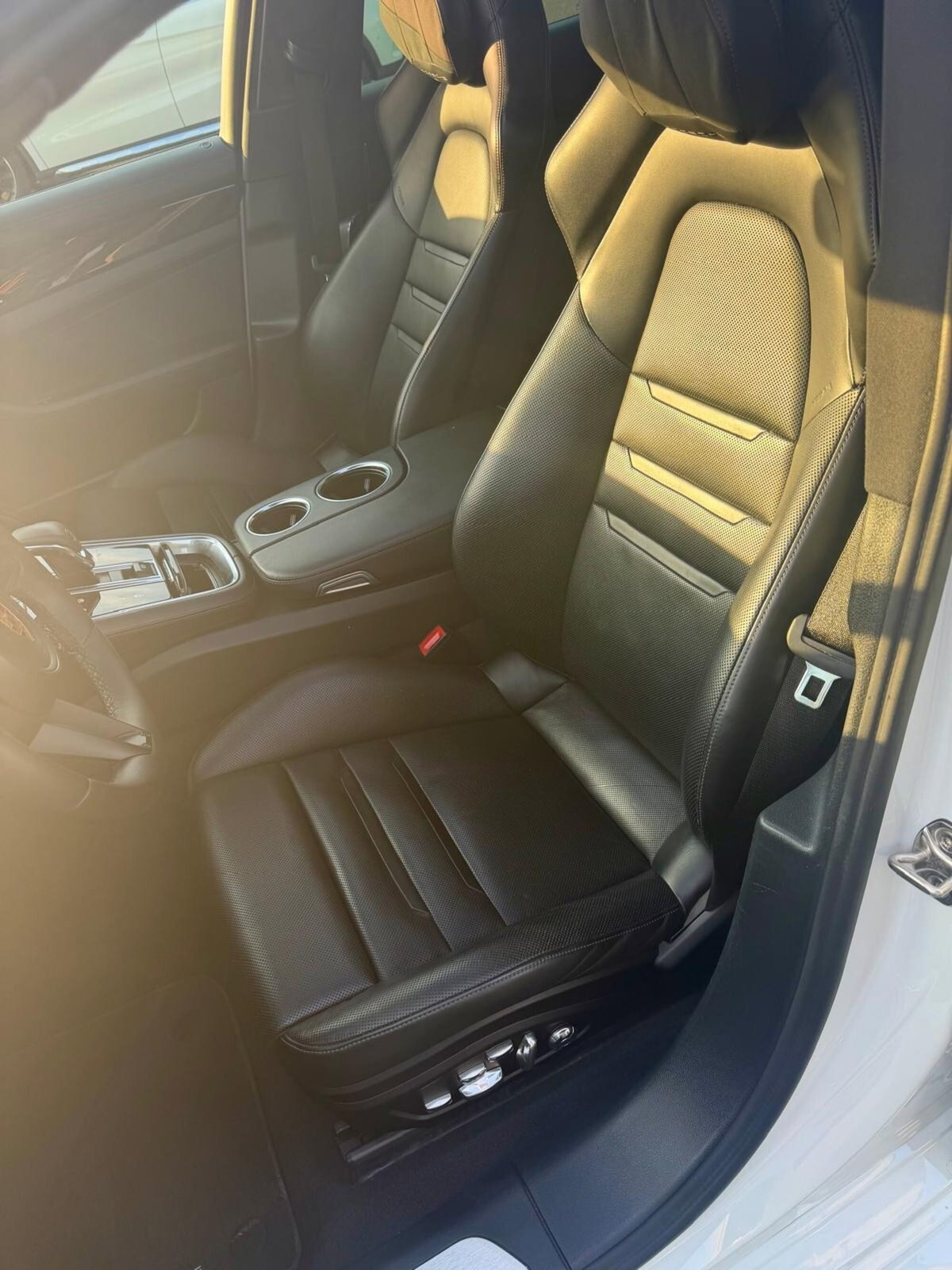 Porsche Panamera 2.9 4 (12)