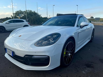 Porsche Panamera 2.9 4 (2)