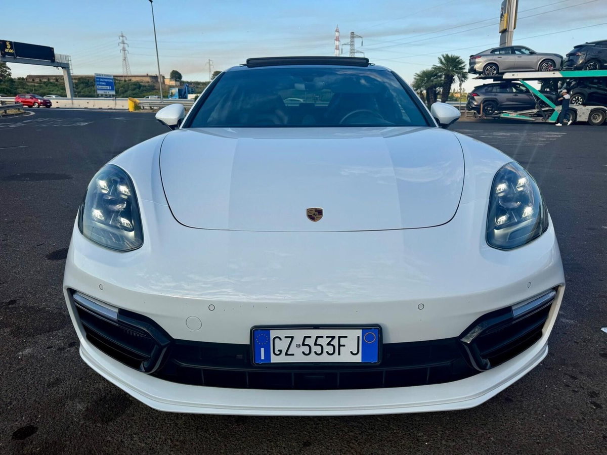 Porsche Panamera 2.9 4 (3)
