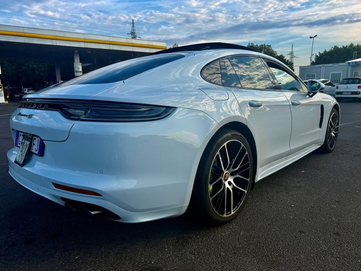 Porsche Panamera 2.9 4 (6)