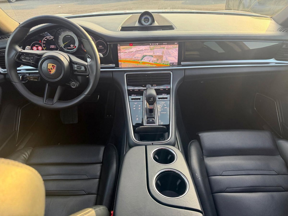 Porsche Panamera 2.9 4 (8)