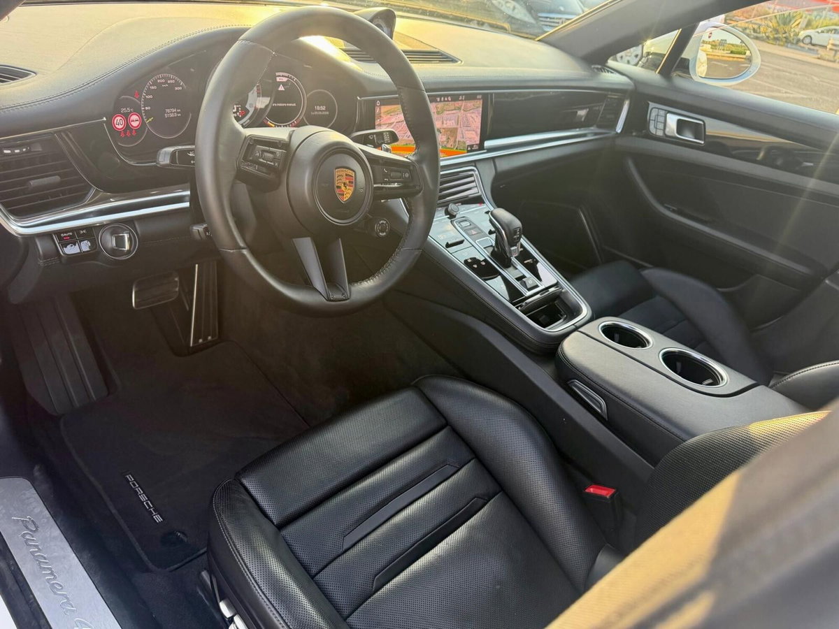 Porsche Panamera 2.9 4 (9)